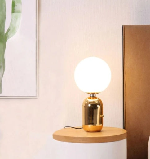 Stylish and simple table lamp