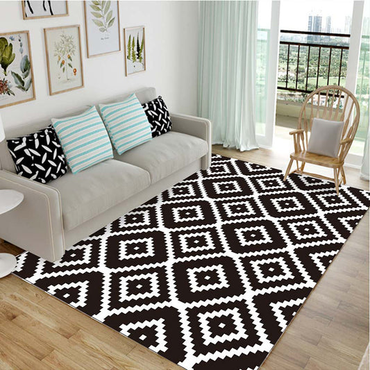 Simple Black And White Home Personality Tide Brand Living Room Bedroom Coffee Table Mat Into The Doormat Bedside European Carpet