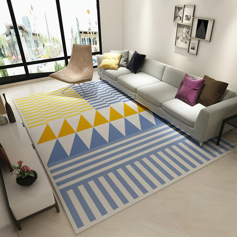 Simple modern geometric living room carpet