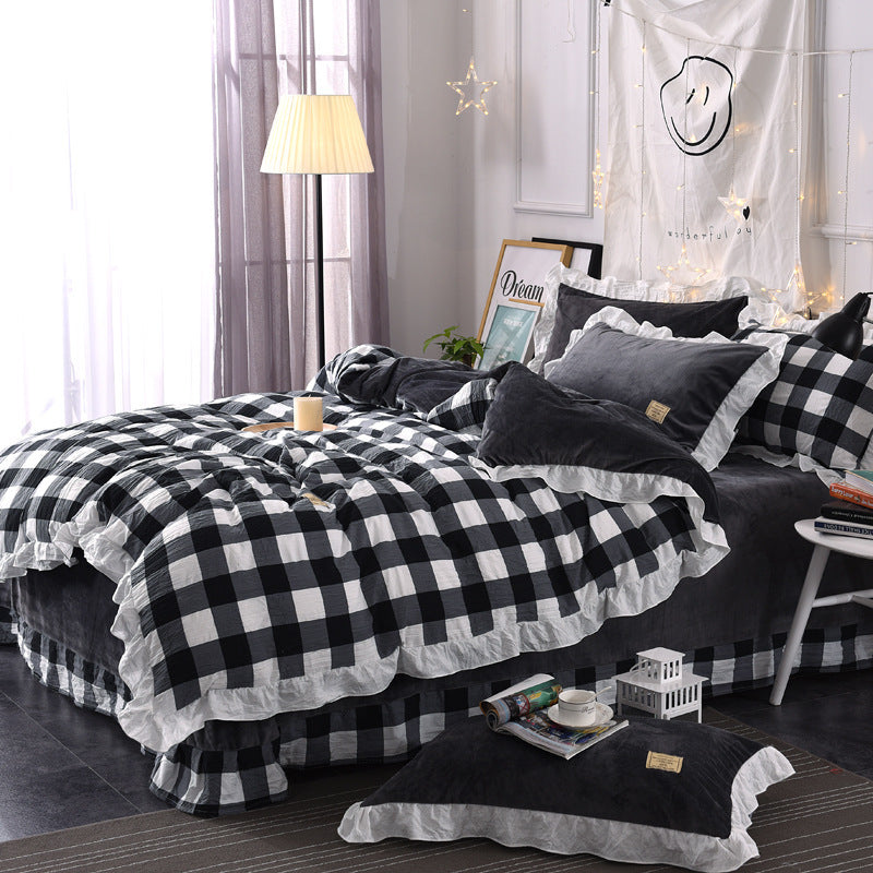 Four-piece lattice bed