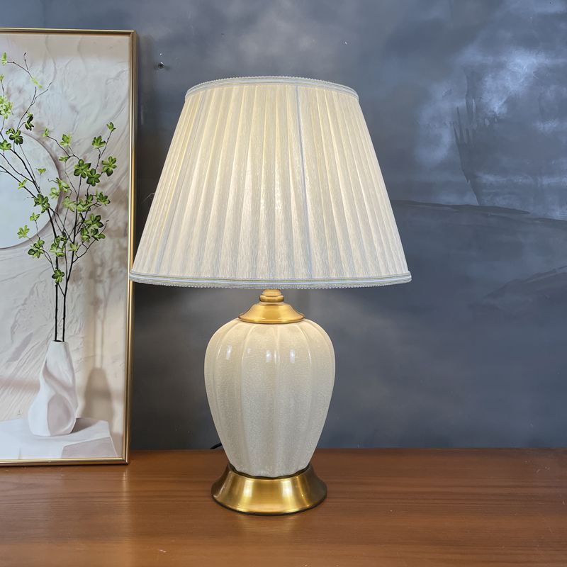 Bronze Ceramic Table Lamp Household Minimalist Decoration Bedside Lamp